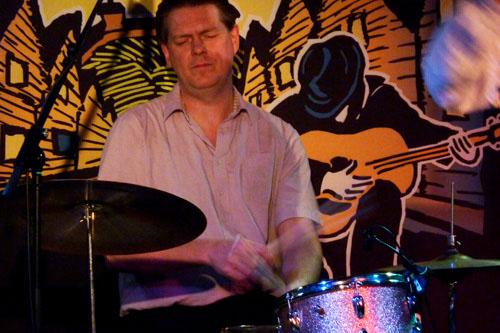 2011_11_boogie_radio_08