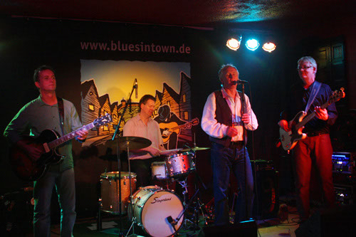 2011_11_boogie_radio_01