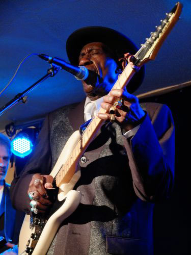 2012_05_06_BCB&GuitarCrusher_22