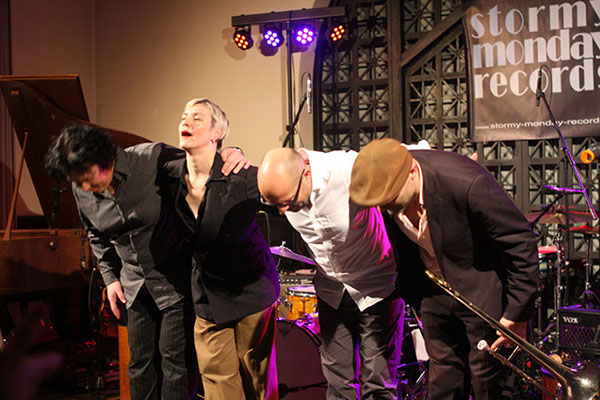 2012_11_23_B&Bnight_12