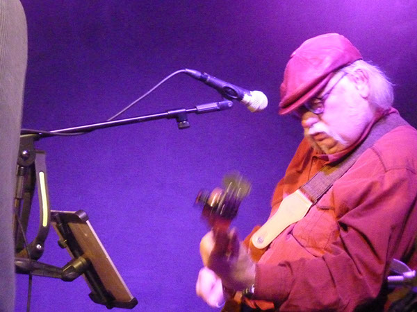 2024_12_14_TreatMeLikeADog_03