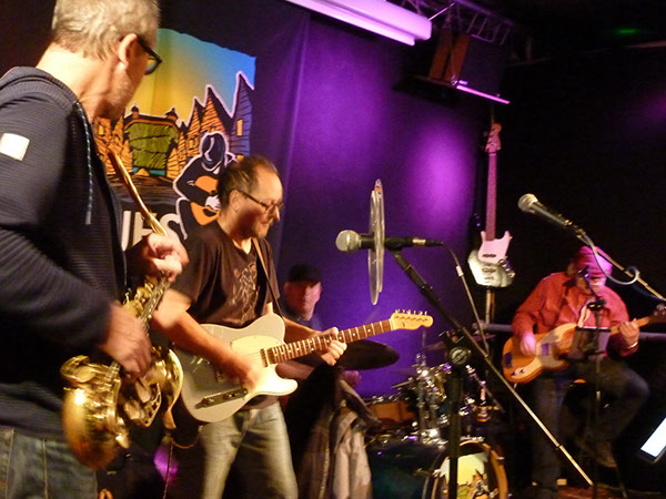 2024_12_14_TreatMeLikeADog_04